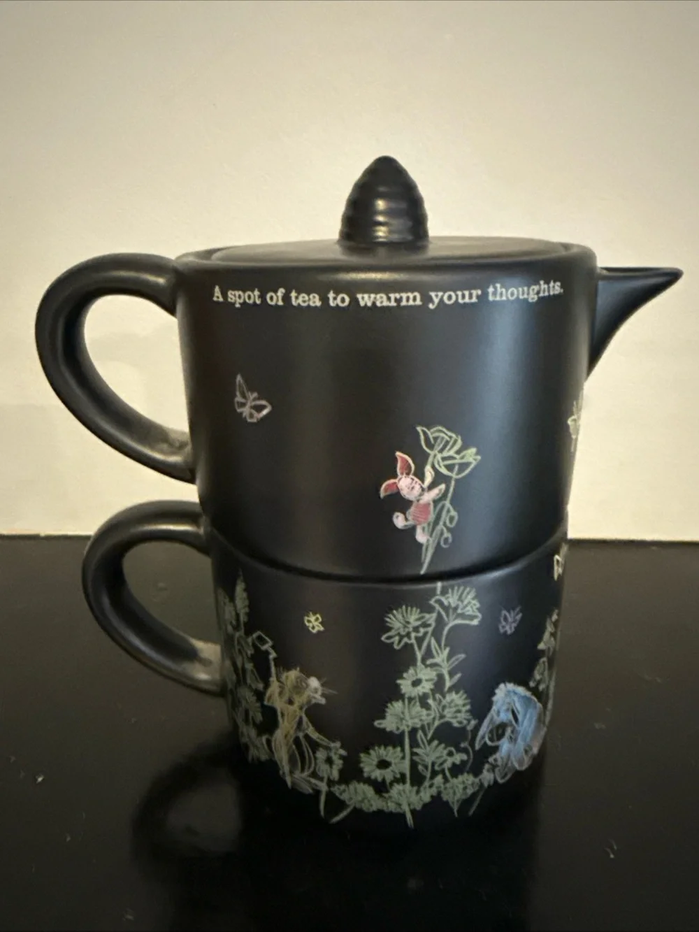 Black Winnie the Pooh ceramic  Tea-for-One Brewing Set with Illustrated Desig